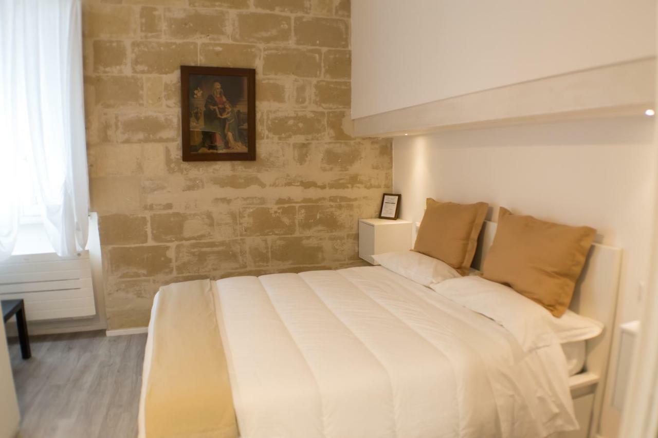 Sulla Roccia Dei Sassi Matera